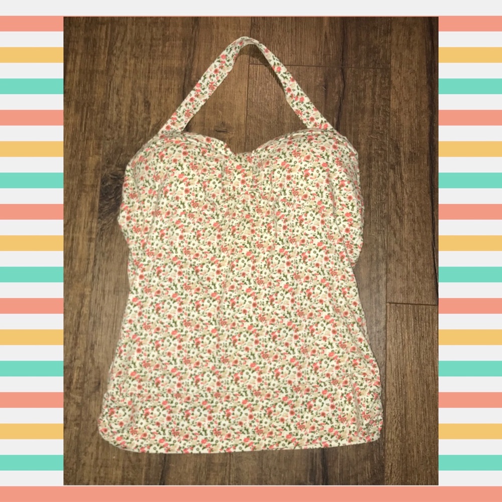 Junior’s L.E.I. Halter Tank Top
